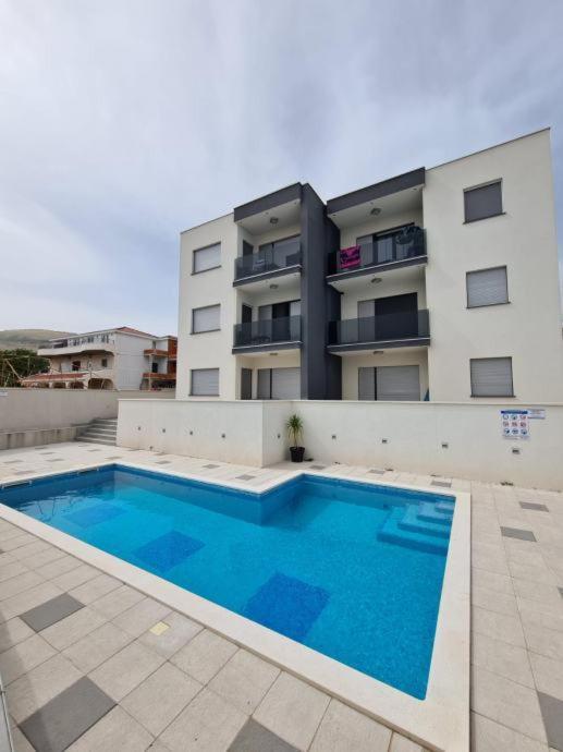 Apartman West Star *