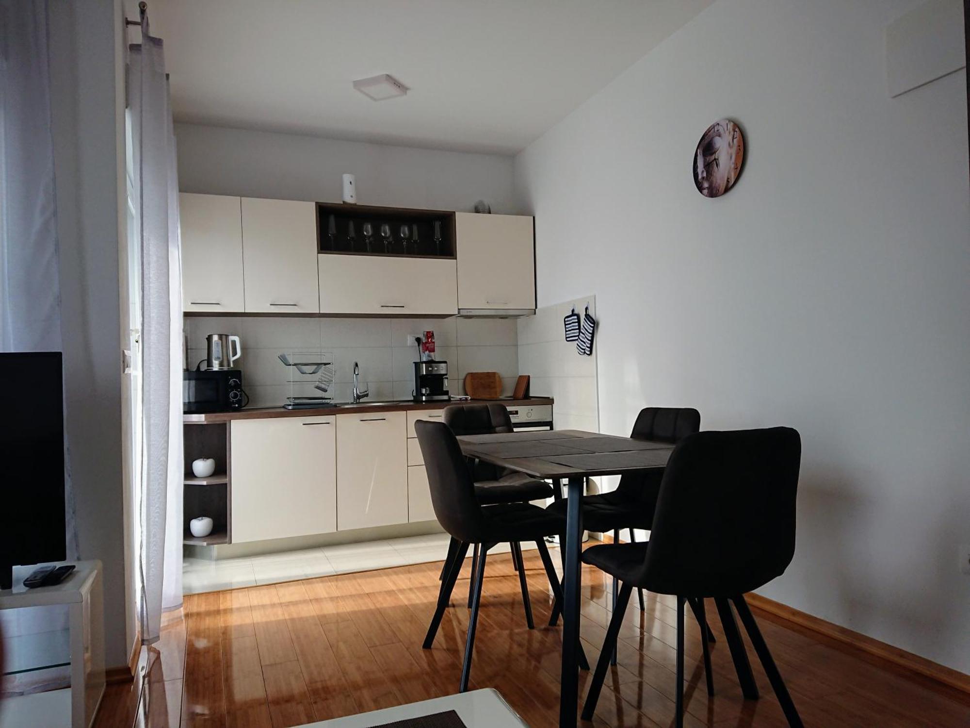 West Star Apartman